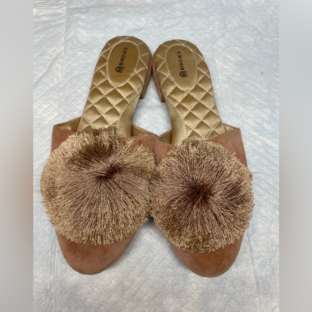 Birdies women slippers,size 8, great condition